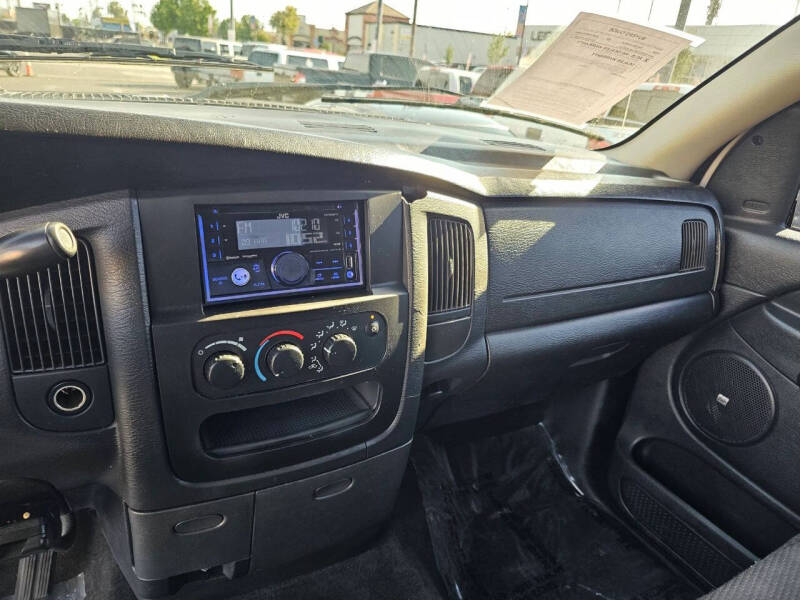 2004 Dodge Ram 2500 ST