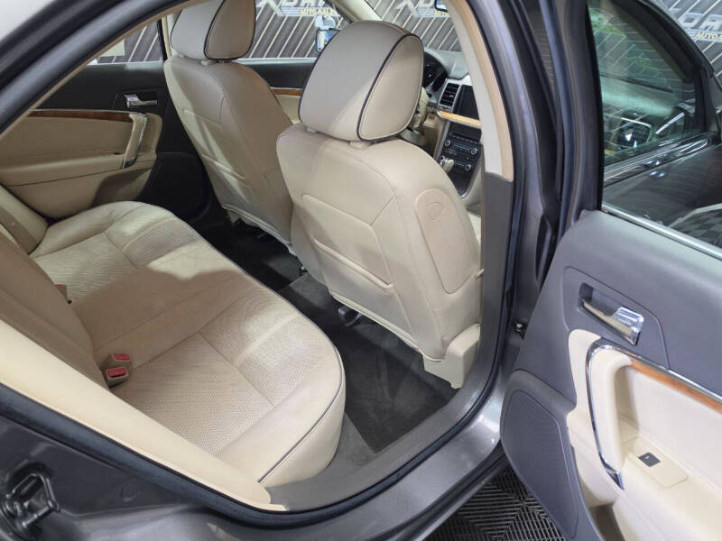 2010 Lincoln MKZ
