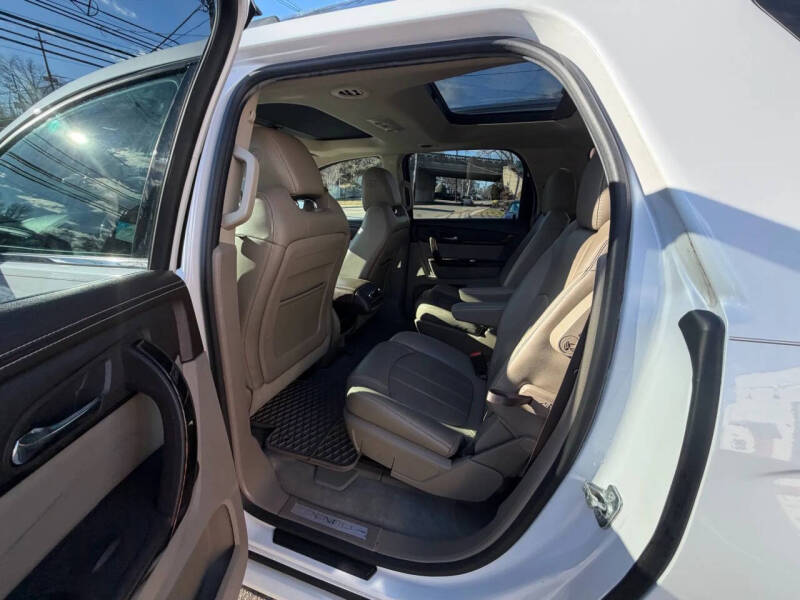 2016 GMC Acadia Denali