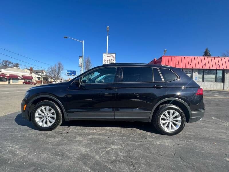 2018 Volkswagen Tiguan for sale at Select Auto Group in Wyoming MI