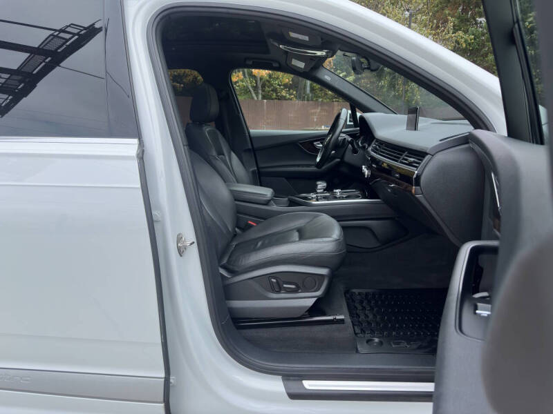 2017 Audi Q7 3.0T quattro Premium Plus