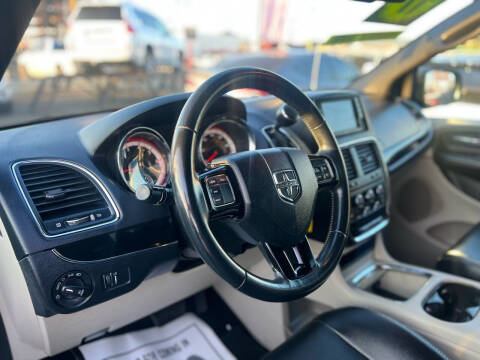 2017 Dodge Grand Caravan SXT