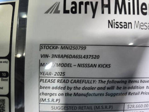 2025 Nissan Kicks SR