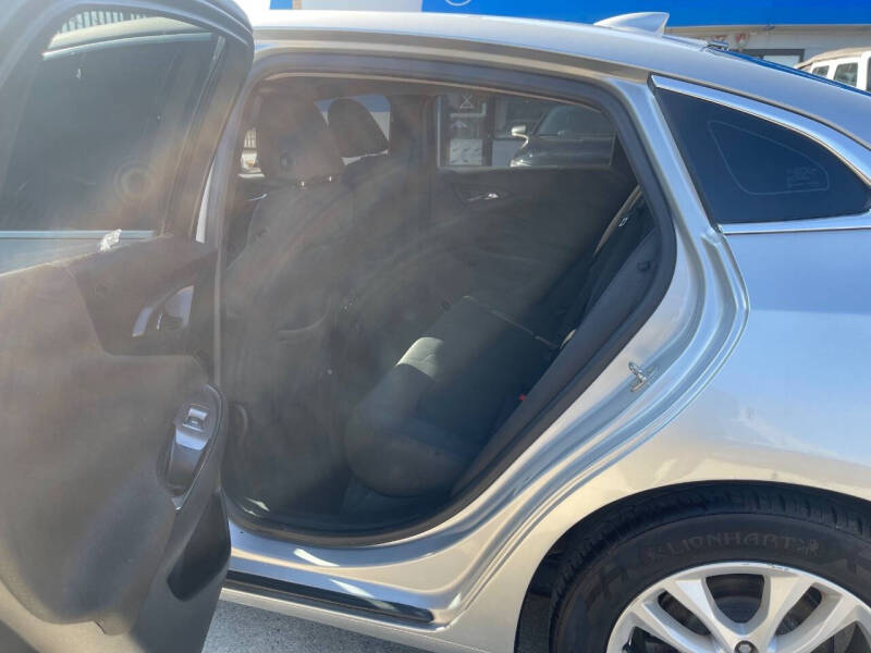 2017 Chevrolet Malibu LT