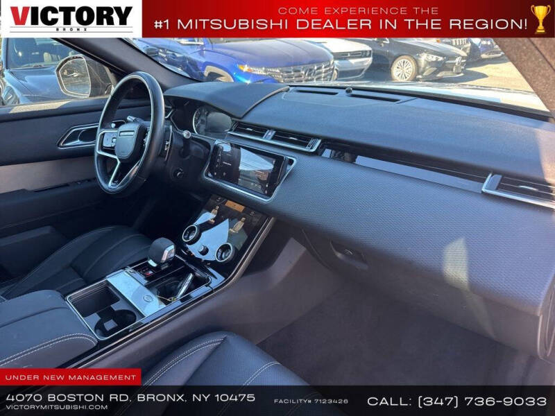 2022 Land Rover Range Rover Velar P250 R-Dynamic S