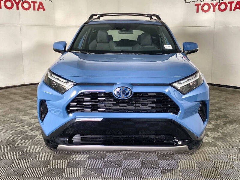 2024 Toyota RAV4 Hybrid SE