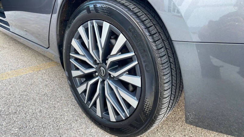 2025 Nissan Altima 2.5 SV