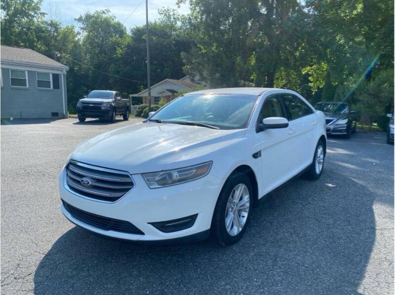 2015 Ford Taurus SEL