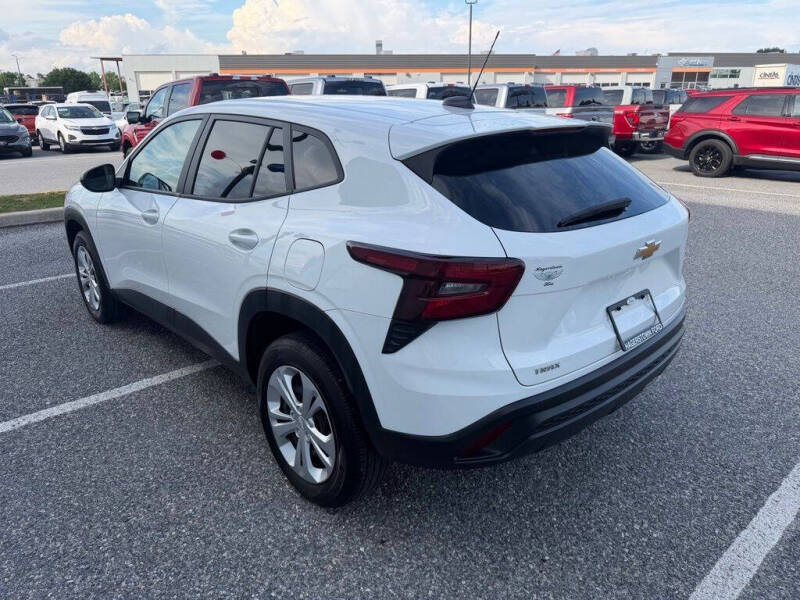 2024 Chevrolet Trax LS