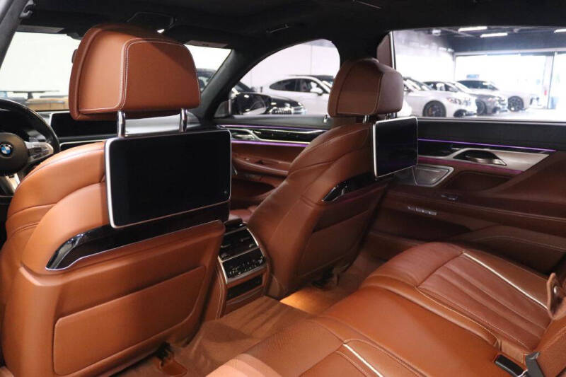 2018 BMW 7 Series M760i xDrive