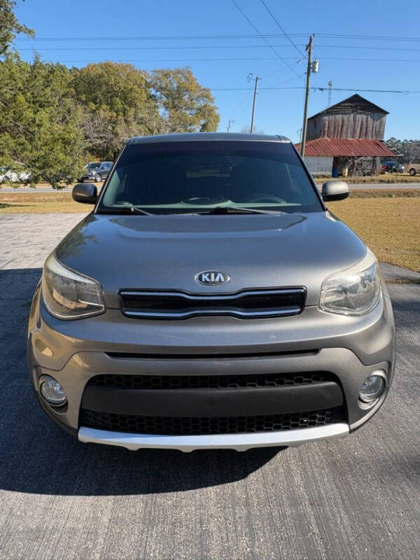 2017 Kia Soul +