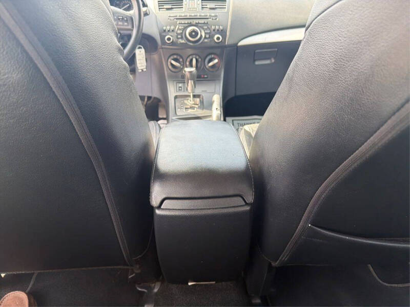 2012 Mazda MAZDA3 i Grand Touring
