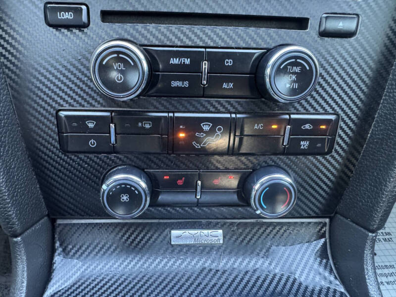 2011 Ford Mustang V6 Premium