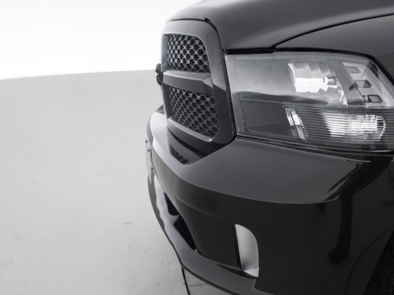 Used Car 2018 Ram 1500  Express 4x4 4dr Quad Cab 6.3 Ft. Sb Pickup For Sale Under $20,000 In Coal City, Illinois