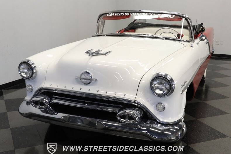 1954 Oldsmobile Starfire