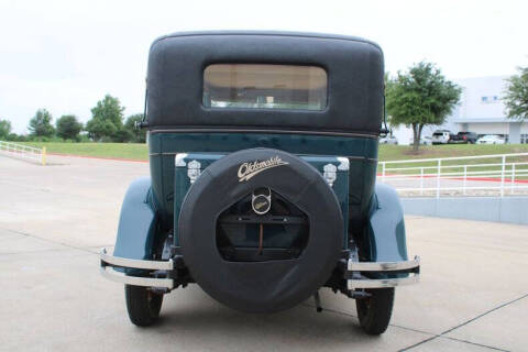 1927 Oldsmobile Sedan