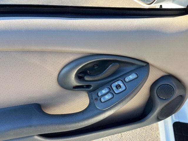 1999 Pontiac Firebird 35