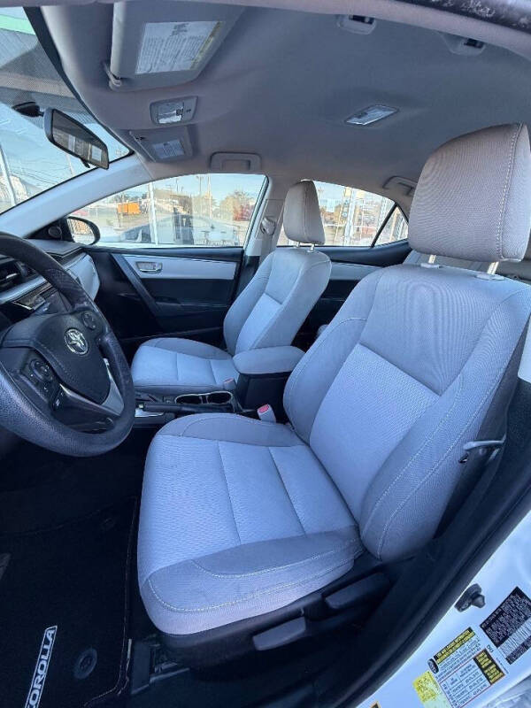 2015 Toyota Corolla LE