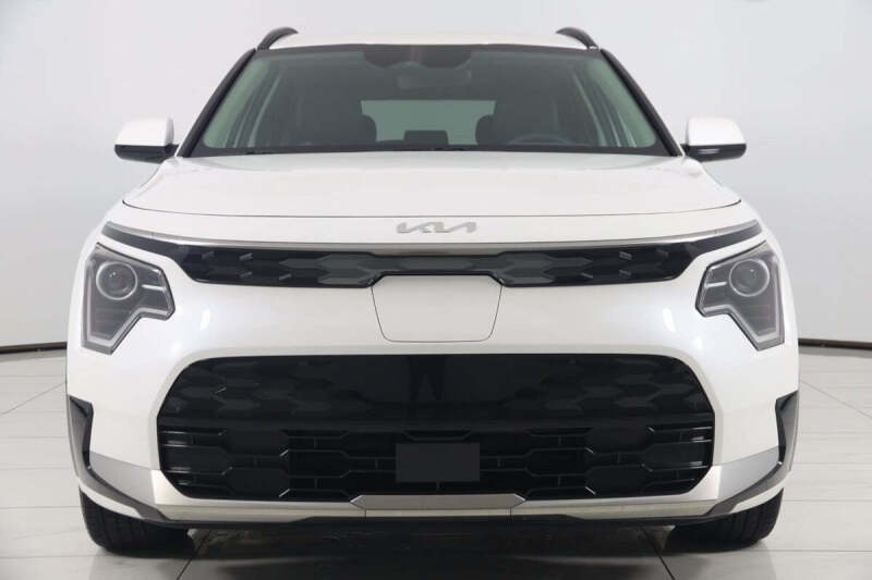 2023 Kia Niro EV Wind