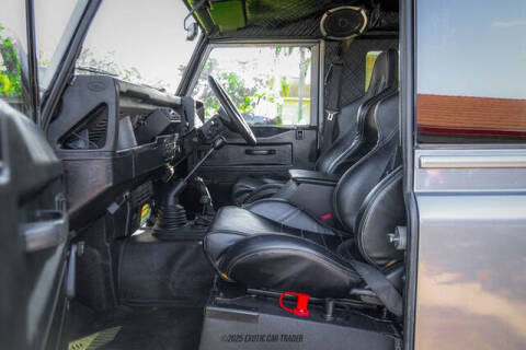 2000 Land Rover Defender