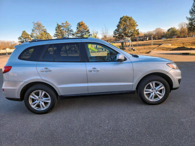 2011 Hyundai SANTA FE for sale at Xtra Mile Auto Sales LLC in Cambridge, MN