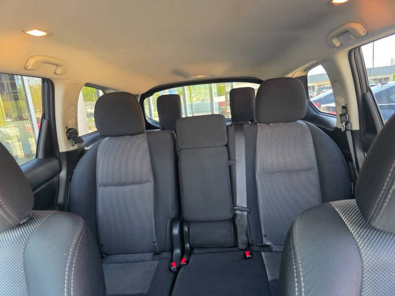 2019 Nissan Pathfinder SV