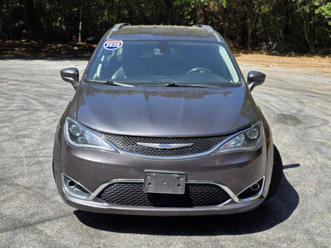 2020 Chrysler Pacifica Touring L