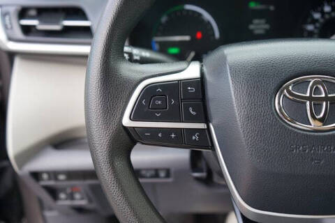 2021 Toyota Sienna LE 8-Passenger