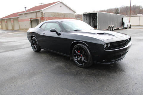 2015 Dodge Challenger SXT Plus