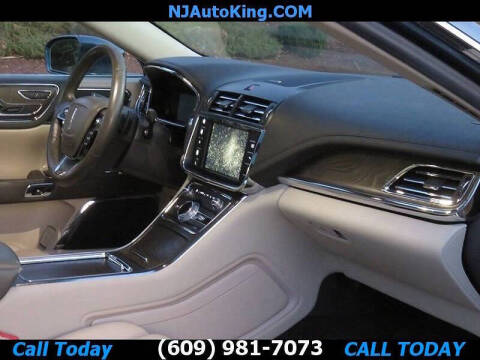 2018 Lincoln Continental Select