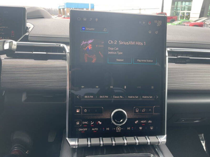 2024 GMC Sierra EV Denali Edition 1