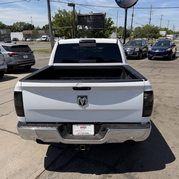 2018 RAM 1500 SLT