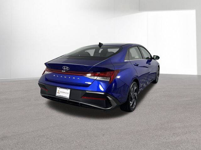 2025 Hyundai Elantra Hybrid Limited