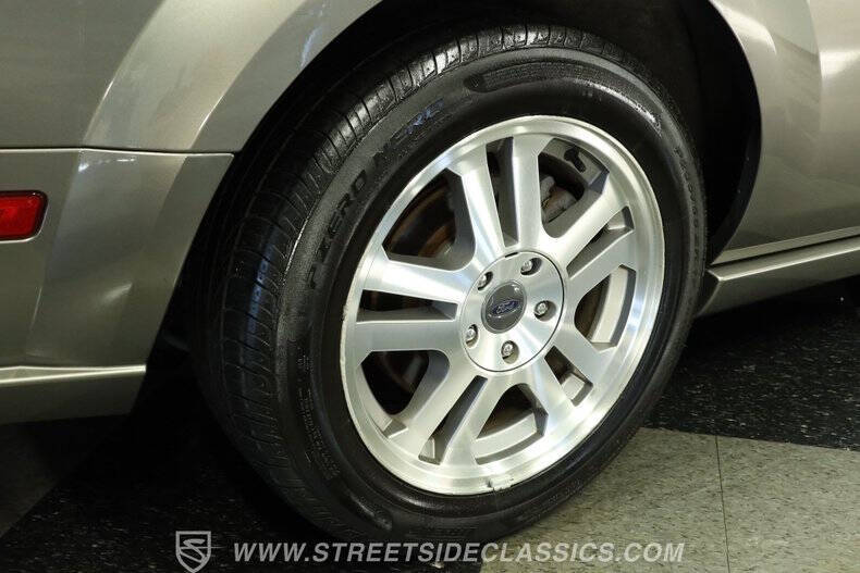 2005 Ford Mustang