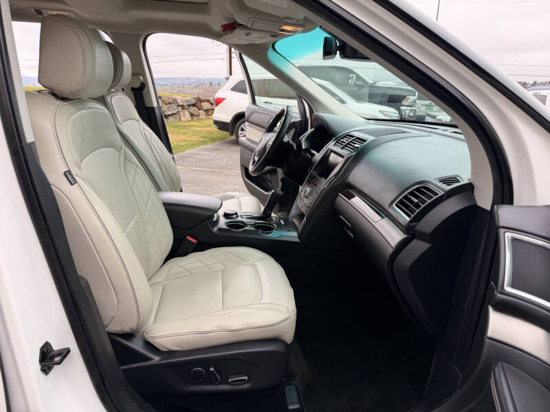 2016 Ford Explorer Platinum