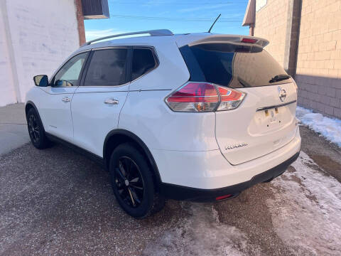 2016 Nissan Rogue SV