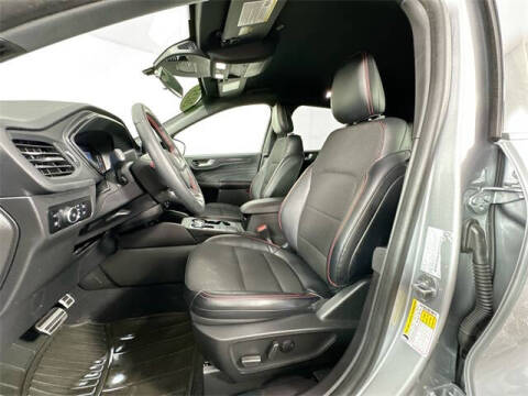 2023 Ford Escape Hybrid ST-Line Select