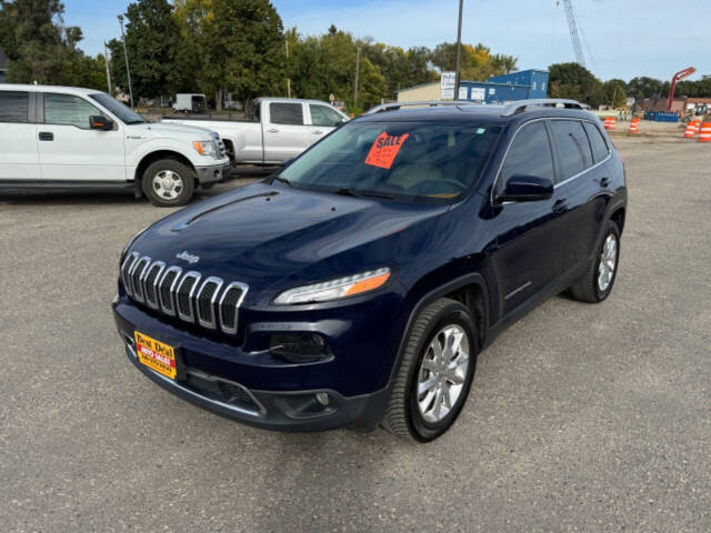 2016 Jeep Cherokee for sale at BEST DEAL AUTO SALES in Moorhead, MN