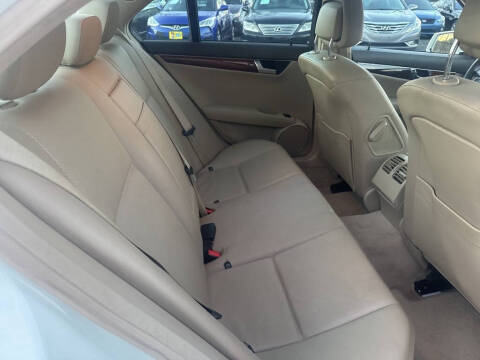 2011 Mercedes-Benz C-Class