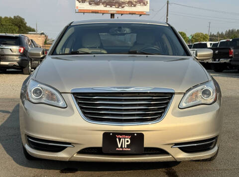 2014 Chrysler 200 LX