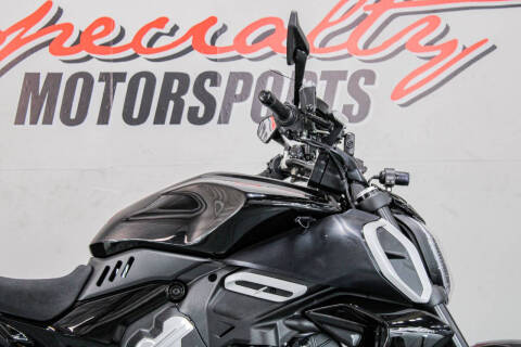 2023 Ducati Diavel V4