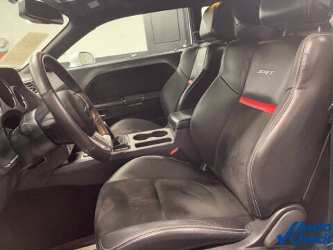2014 Dodge Challenger SRT8
