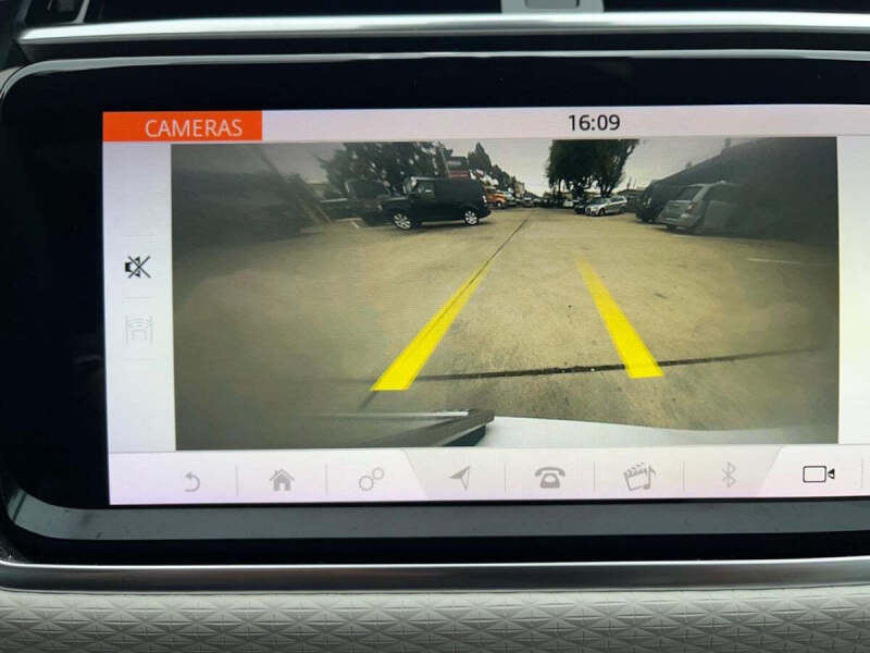 2019 Land Rover Range Rover Velar P250 R-Dynamic SE