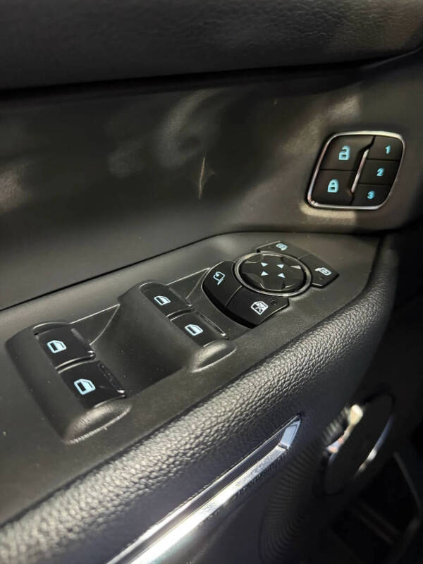 2023 Ford Expedition MAX XLT