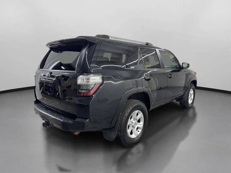 2022 Toyota 4Runner SR5