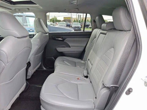 2024 Toyota Highlander XLE