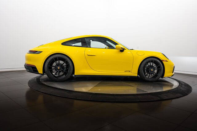 2023 Porsche 911 Carrera GTS