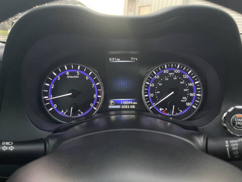 2015 Infiniti Q50 Premium