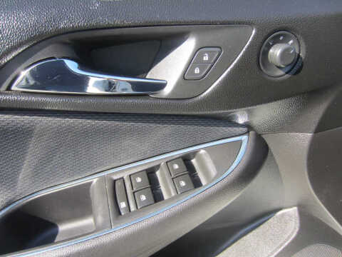 2019 Chevrolet Cruze LS