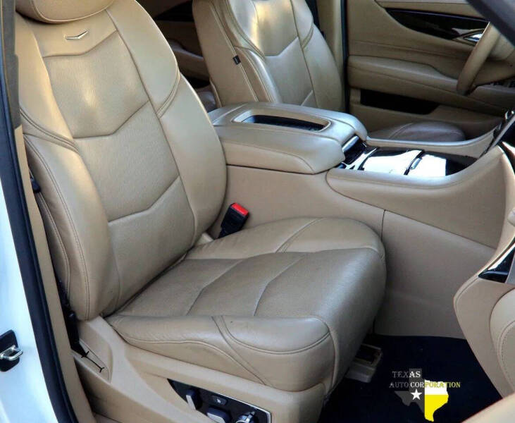 2019 Cadillac Escalade ESV Platinum